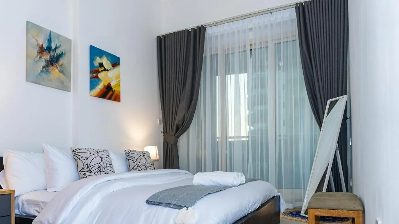 Apartment Dubai Marina Escape Steps To Metro & Beach