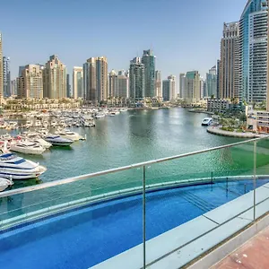 Cayan Tower Apartment